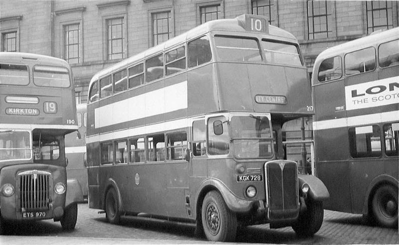 Buses at bus stance S#1D509