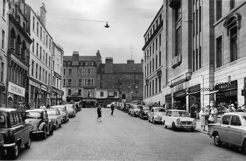 Crichton St looking up