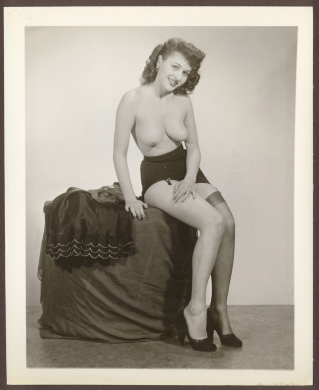 pinups1067