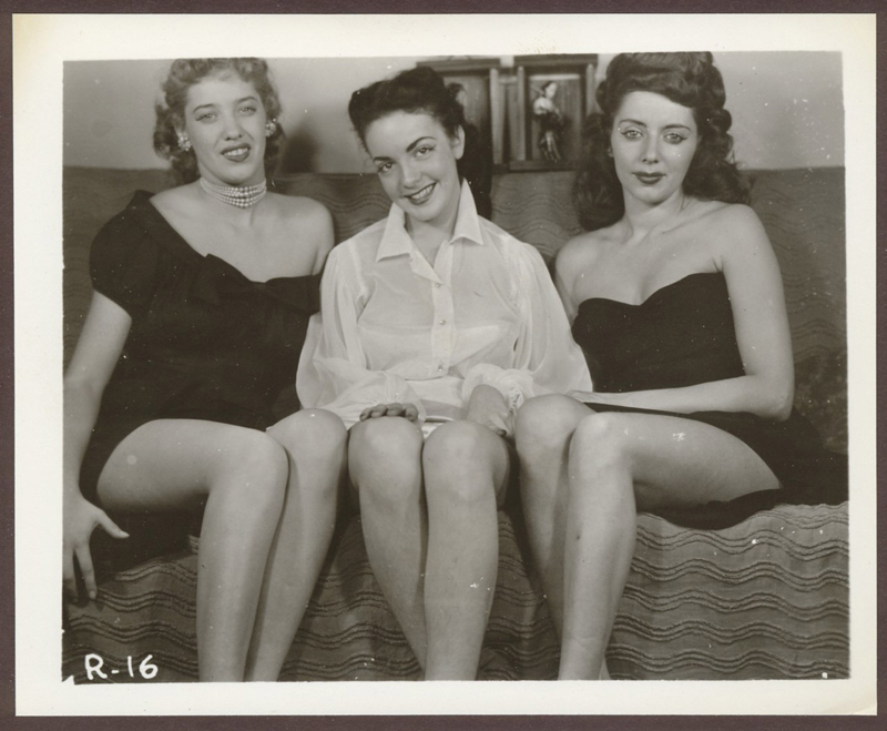 pinups1078