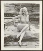 pinups1004
