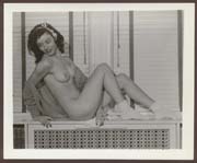 pinups1075